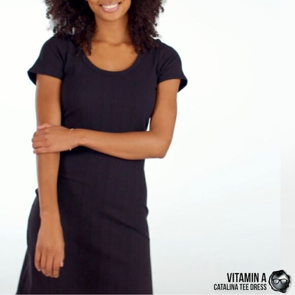 VITAMIN A CATALINA TEE LONG DRESS IN BLACK ORGANIC COTTON STRETCHY RIB KNIT MIDI - Picture 3 of 15